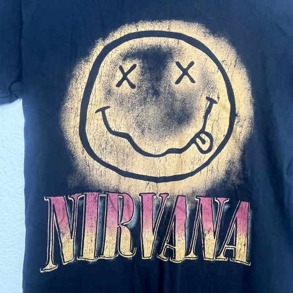 Nirvana Gradient Smile Face T Shirt Mens Black Graphic Print Crew Neck Casual S - Picture 3 of 9
